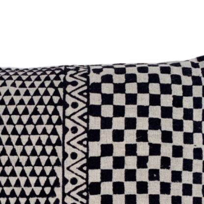 Samburu Charcoal Petit Lumbar Pillow Cover