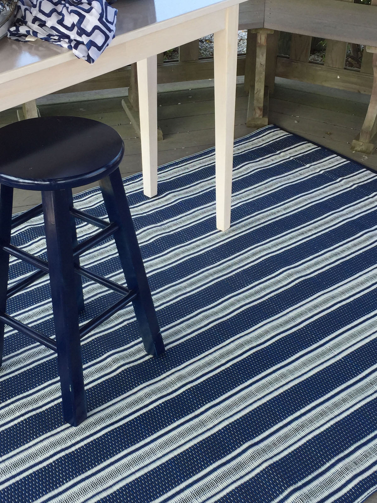 Vertical Stripe Blue & White